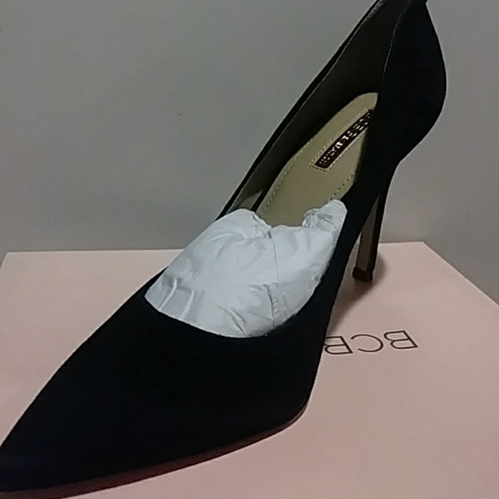BCBGgeneration BG Treasure Kid Suede Pump